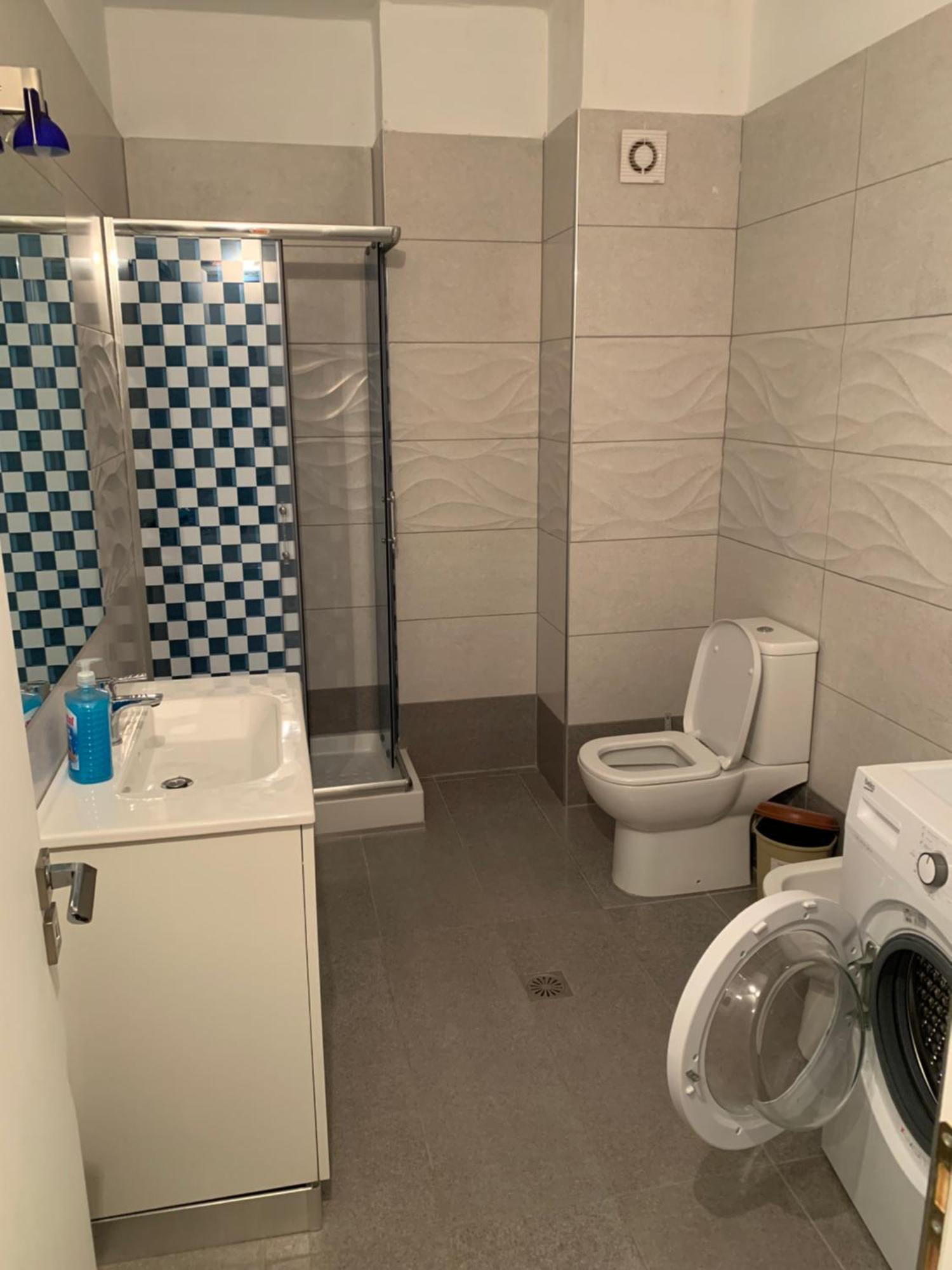 Guest - Sea Breeze Apartments ساراندا المظهر الخارجي الصورة