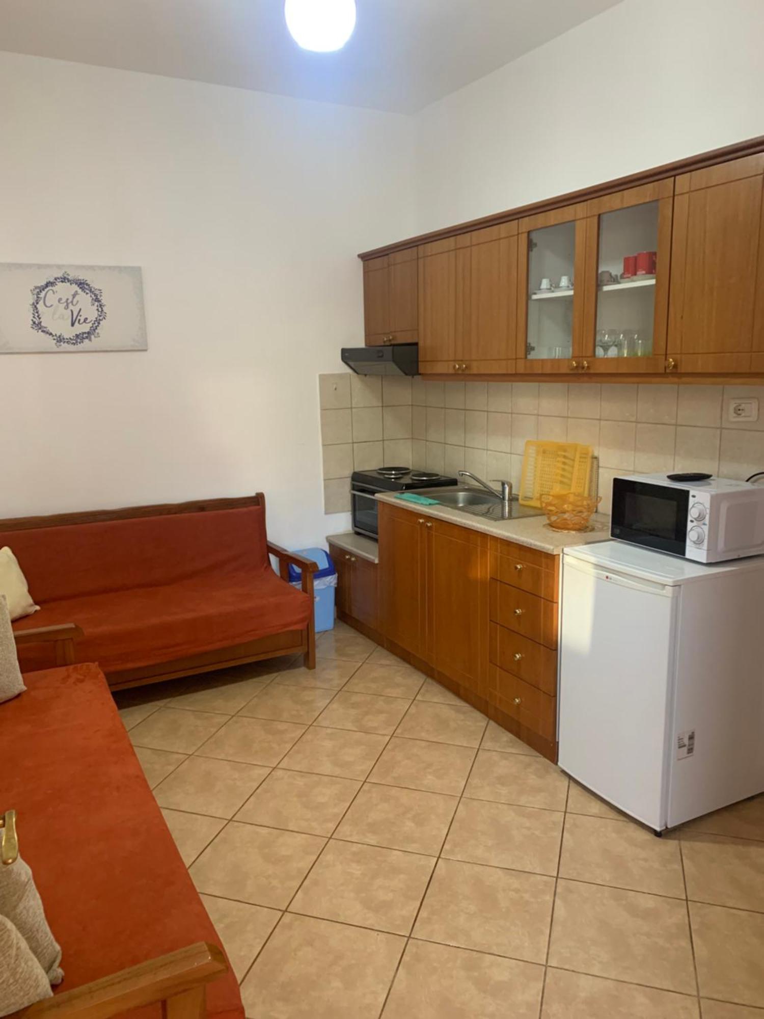 Guest - Sea Breeze Apartments ساراندا المظهر الخارجي الصورة