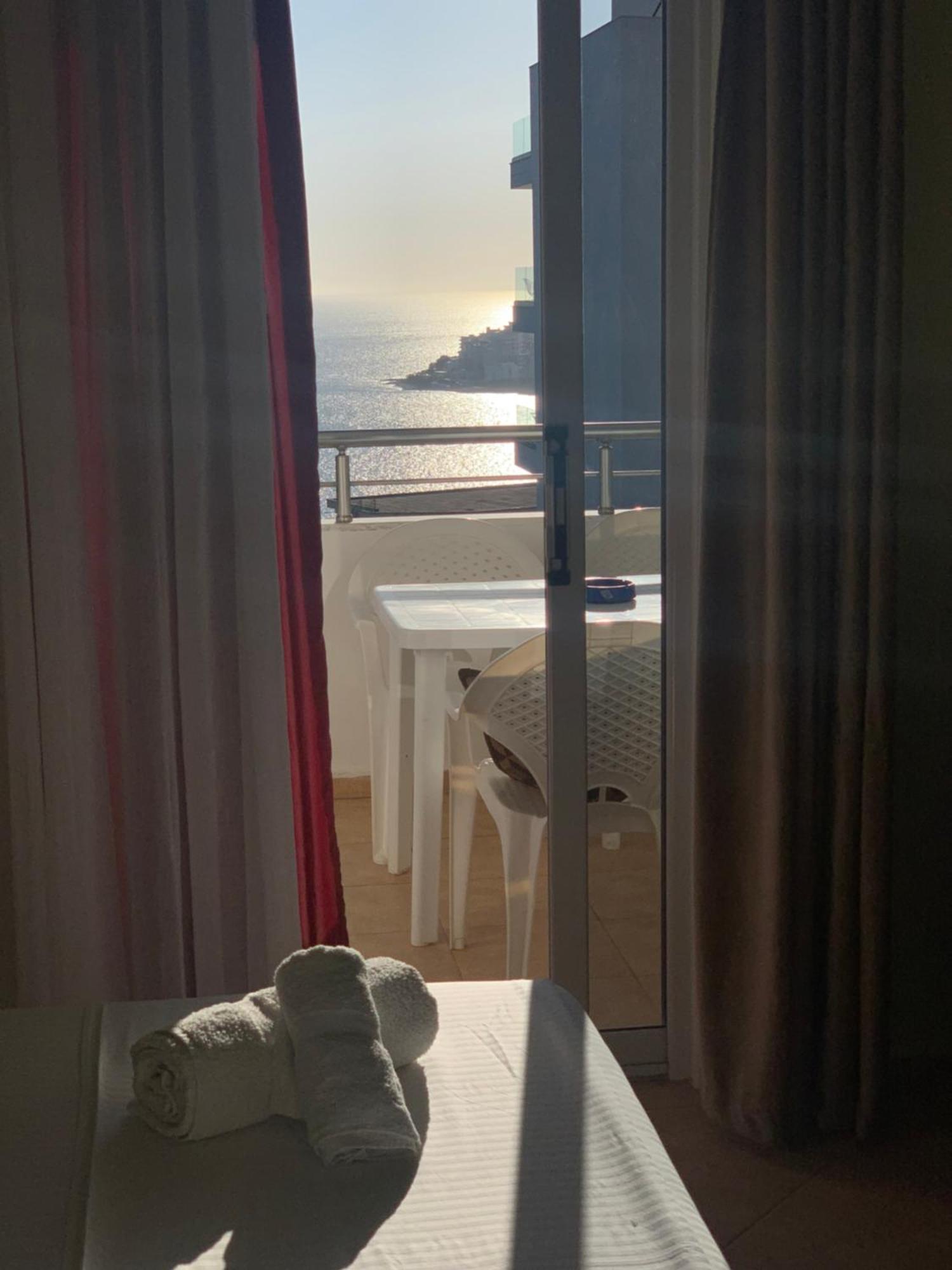 Guest - Sea Breeze Apartments ساراندا المظهر الخارجي الصورة